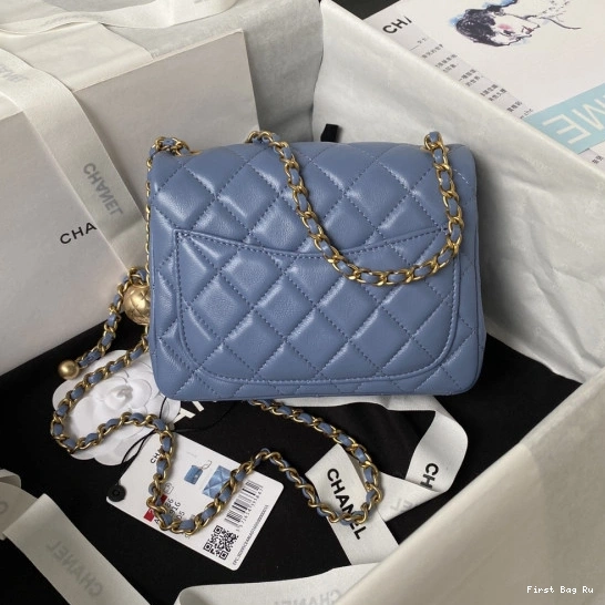 First Bag Ru FLAP CHANEL 17CM BAG 0818